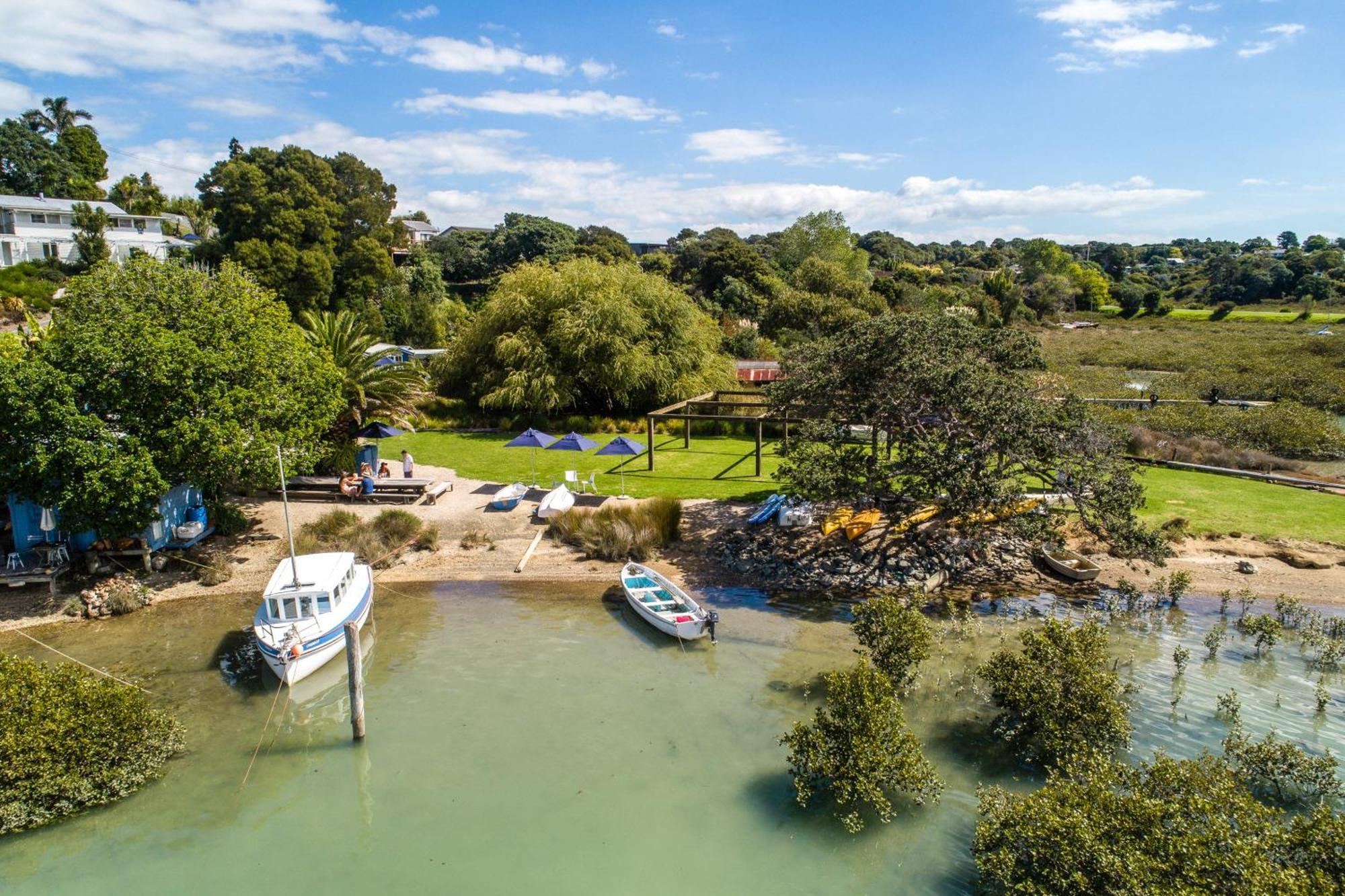 Boatsheds On The Bay, Waiheke Island Διαμέρισμα Ostend Εξωτερικό φωτογραφία